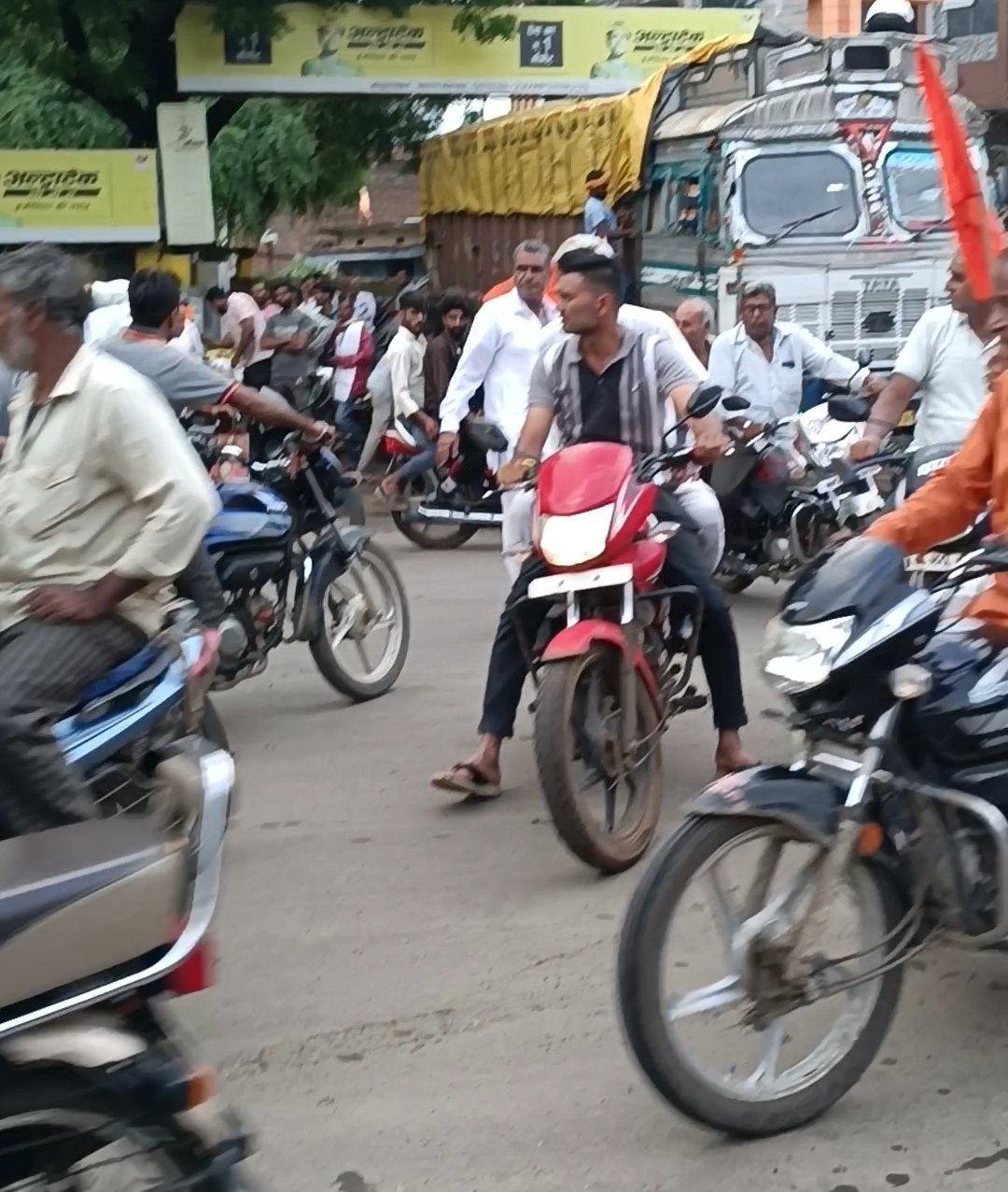 फसल बीमा और मुआवजे की मांग को लेकर 13 अगस्त को शामगढ़ बंद का ऐलान